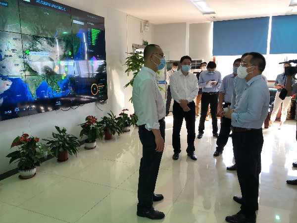 龍崗區(qū)委書記張勇率隊到恒通源公司考察指導(dǎo)工作